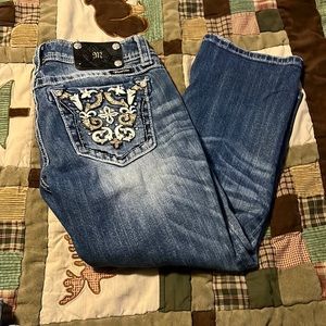 Miss Me Capris Size 29